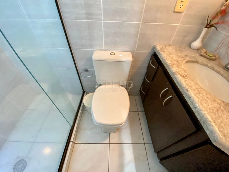 Cobertura duplex com piscina: 25ª foto da galeria de imagens do imóvel