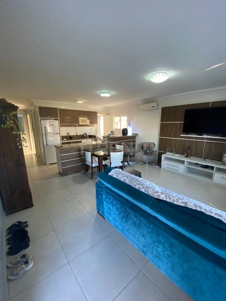 Casa na Zona Nova: 12ª foto da galeria de imagens do imóvel