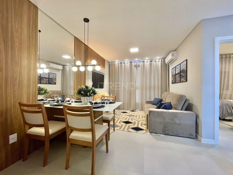 Mobiliado e Decorado: 2ª foto da galeria de imagens do imóvel
