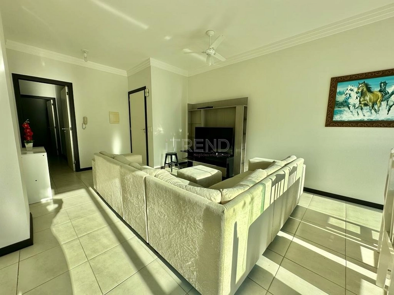 Amplo apartamento e bem iluminado: 10ª foto da galeria de imagens do imóvel