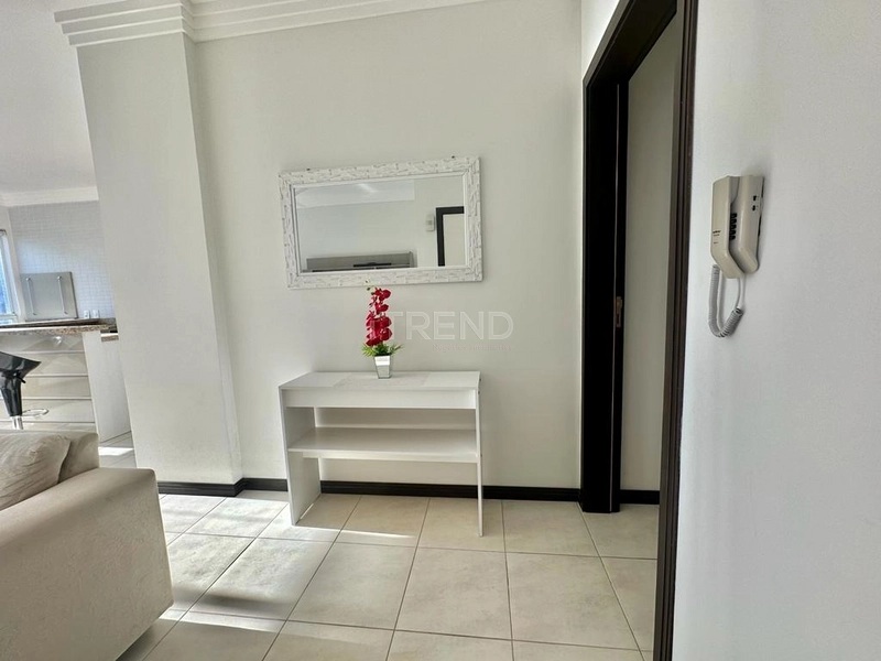 Amplo apartamento e bem iluminado: 16ª foto da galeria de imagens do imóvel