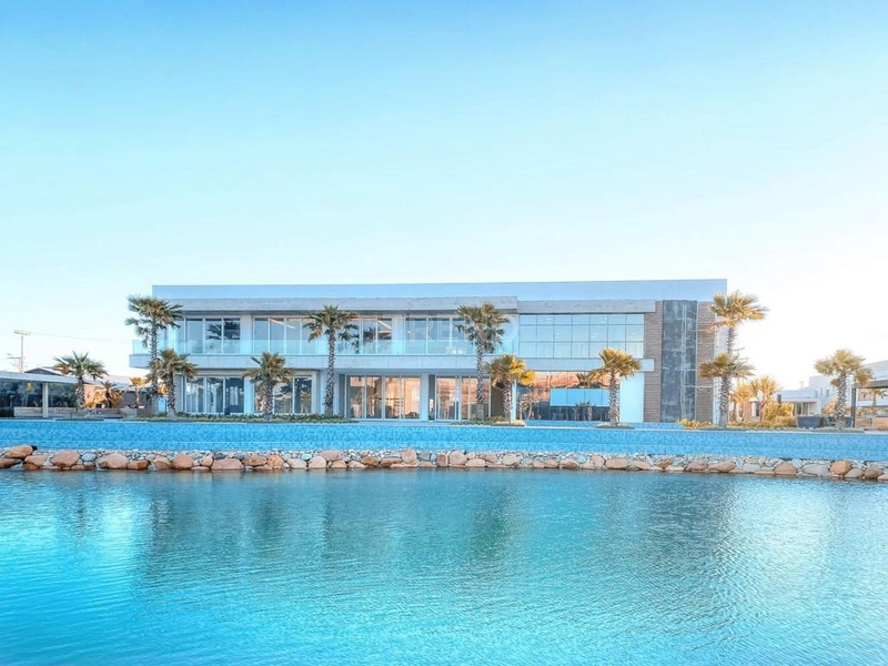 4 Dormitórios em um Resort Particular: 1ª foto da galeria de imagens do imóvel