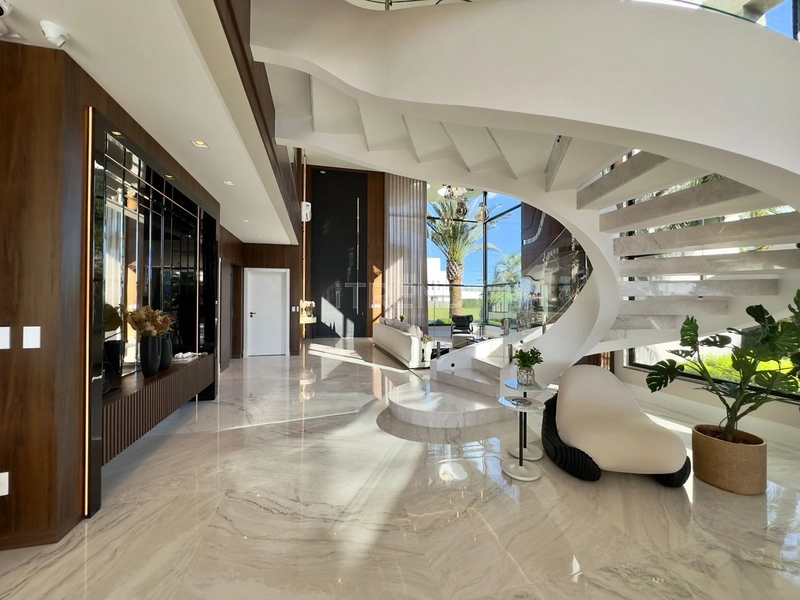 Luxuosa mansão na beira da Marina: 48ª foto da galeria de imagens do imóvel