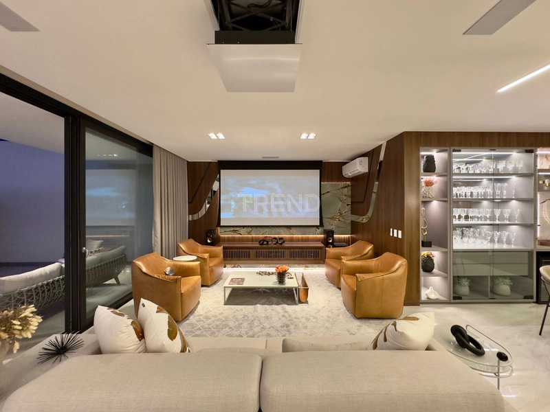 Luxuosa mansão na beira da Marina: 45ª foto da galeria de imagens do imóvel