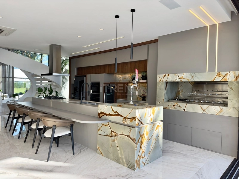 Luxuosa mansão na beira da Marina: 51ª foto da galeria de imagens do imóvel