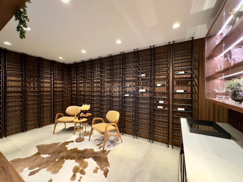 Luxuosa mansão na beira da Marina: 23ª foto da galeria de imagens do imóvel