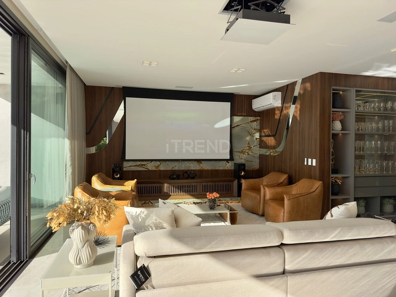 Luxuosa mansão na beira da Marina: 17ª foto da galeria de imagens do imóvel