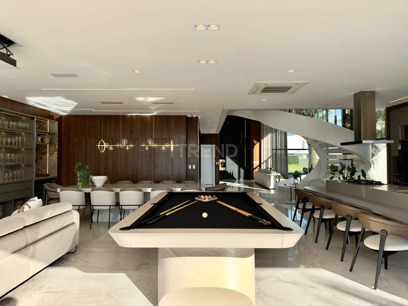 Luxuosa mansão na beira da Marina: 15ª foto da galeria de imagens do imóvel