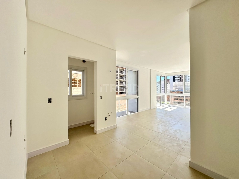 APARTAMENTO À VENDA COM INFRA INCRÍVEL E VISTA PARA PRAÇA!: 2ª foto da galeria de imagens do imóvel