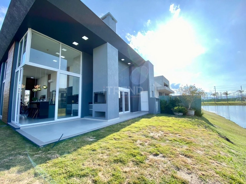 Casa condomínio com acesso a lagoa: 11ª foto da galeria de imagens do imóvel