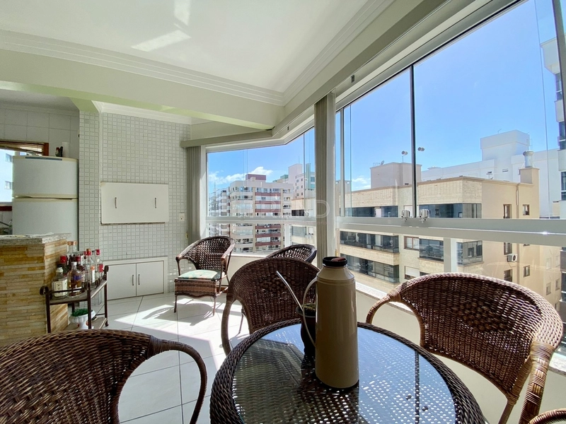 Apartamento de frente: 7ª foto da galeria de imagens do imóvel
