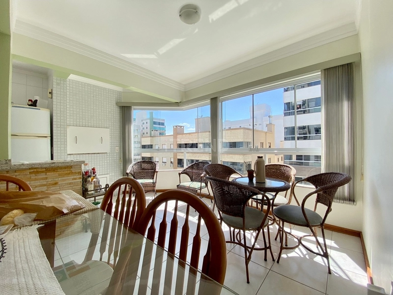 Apartamento de frente: 8ª foto da galeria de imagens do imóvel