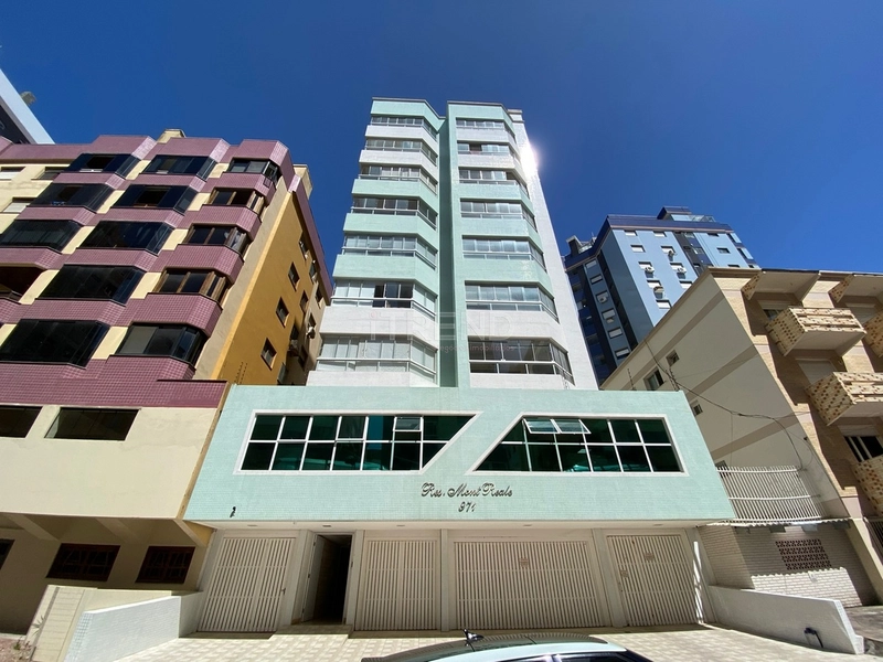 Apartamento de frente: 20ª foto da galeria de imagens do imóvel