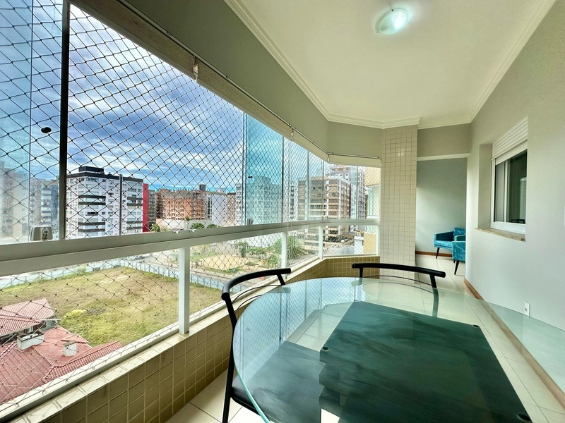 APARTAMENTO À VENDA COM AMPLA SACADA LESTE: 3ª foto da galeria de imagens do imóvel