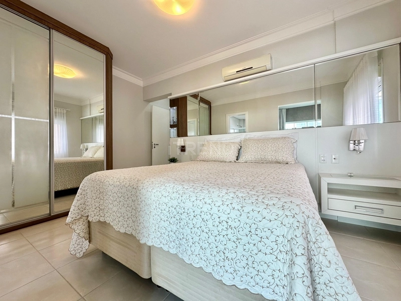 Amplo apartamento de frente: 17ª foto da galeria de imagens do imóvel