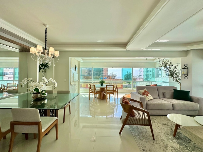 Amplo apartamento de frente: 4ª foto da galeria de imagens do imóvel