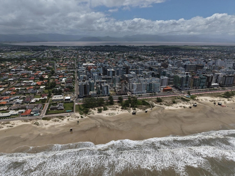 Amplo apartamento de frente: 25ª foto da galeria de imagens do imóvel