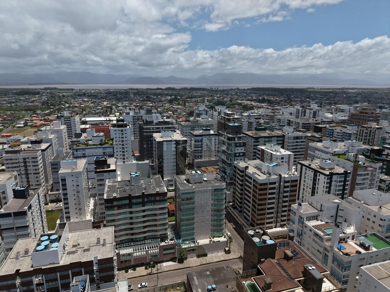 Amplo apartamento de frente: 26ª foto da galeria de imagens do imóvel