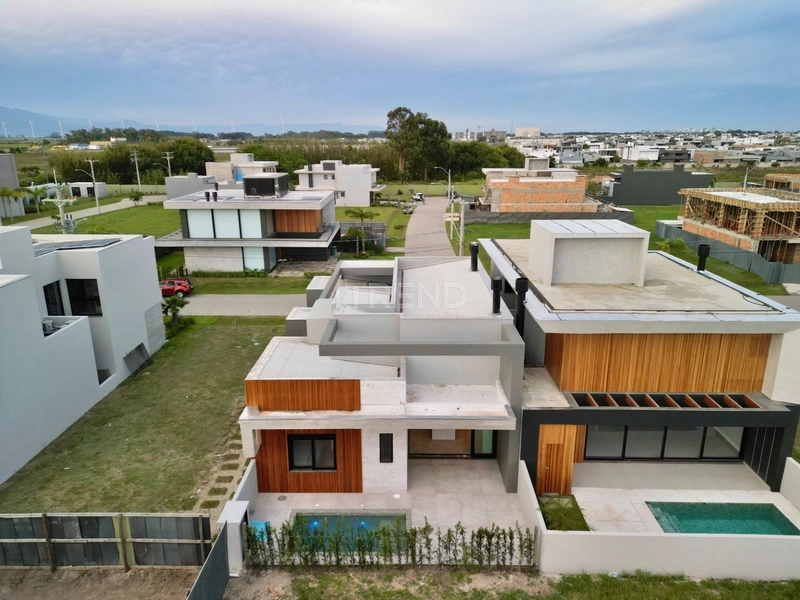 Espetacular casa em condomínio fechado!: 41ª foto da galeria de imagens do imóvel