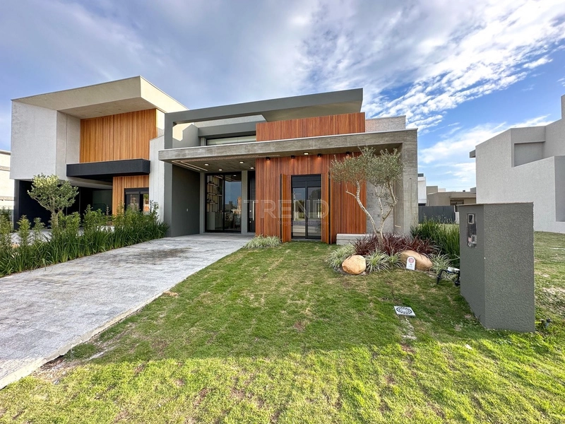 Espetacular casa em condomínio fechado!: 2ª foto da galeria de imagens do imóvel