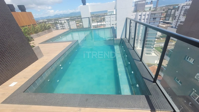 De frente com vista Serra e lagoa: 13ª foto da galeria de imagens do imóvel