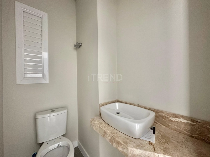 De frente com vista Serra e lagoa: 5ª foto da galeria de imagens do imóvel