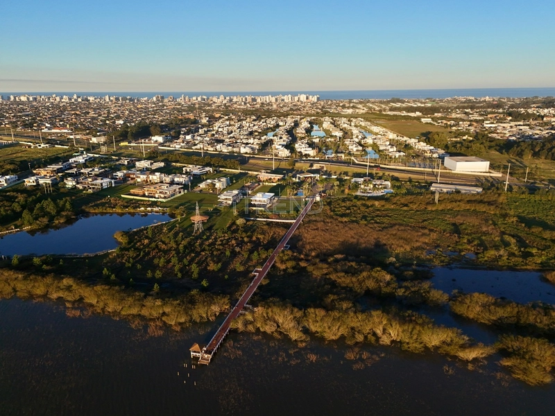 SOBRADO À VENDA CAPÃO ILHAS RESORT BEIRA LAGO: 29ª foto da galeria de imagens do imóvel