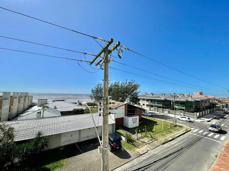 3 dormitórios com sacada de frente na beira mar: 11ª foto da galeria de imagens do imóvel