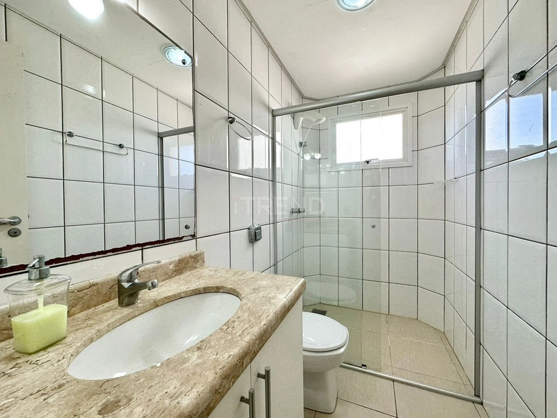 Apartamento com sacada de frente e vista para a rua: 13ª foto da galeria de imagens do imóvel