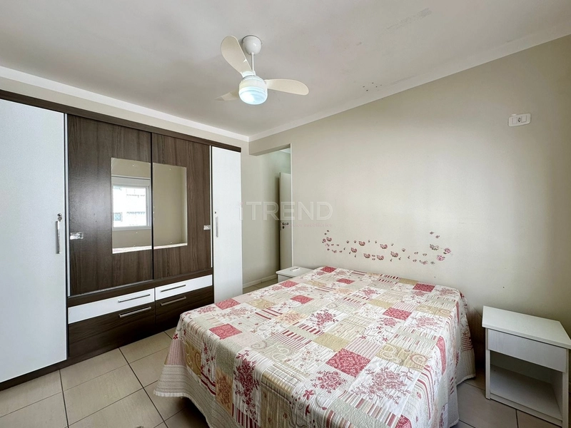 Apartamento com sacada de frente e vista para a rua: 17ª foto da galeria de imagens do imóvel