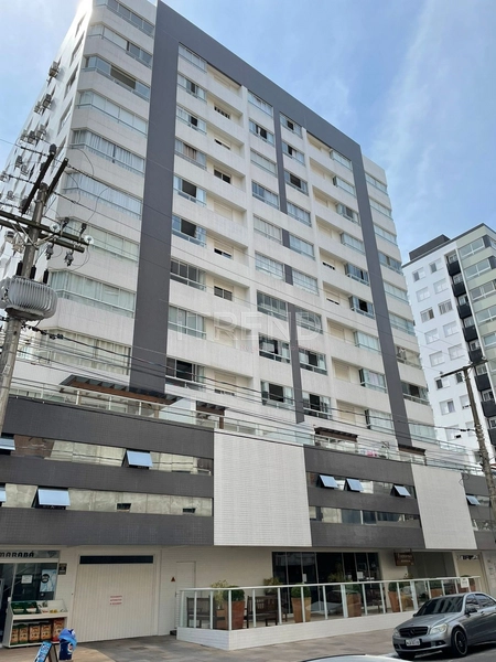 Amplo apartamento!!: 13ª foto da galeria de imagens do imóvel
