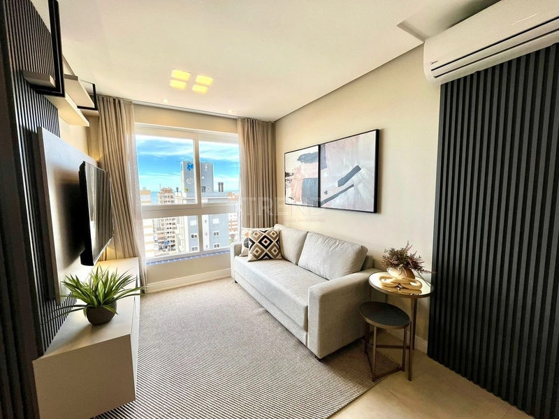 Apartamento de frente mobiliado e decorado com vista para o mar.