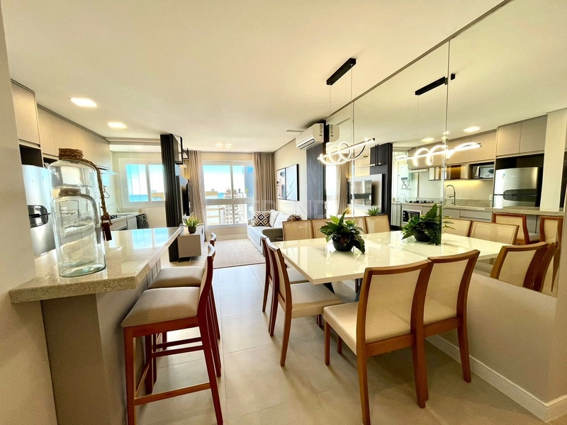 Apartamento de frente mobiliado e decorado com vista para o mar.: 2ª foto da galeria de imagens do imóvel