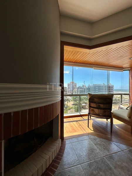 APARTAMENTO À VENDA DE FRENTE PARA PRAÇA E COM UMA LINDA VISTA PARA O: 11ª foto da galeria de imagens do imóvel