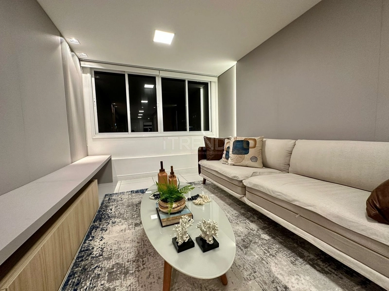 Apartamento de frente para a Praça Surdos e Mudos