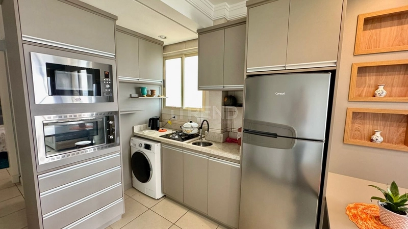 APARTAMENTO DE FRENTE VISTA PARA O MAR: 12ª foto da galeria de imagens do imóvel