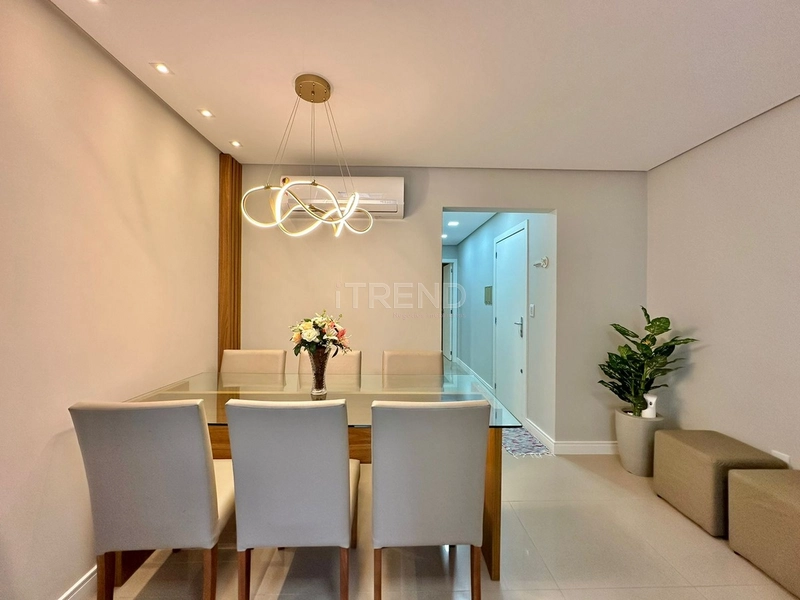 APARTAMENTO COM SACADA DE FRENTE !!: 5ª foto da galeria de imagens do imóvel