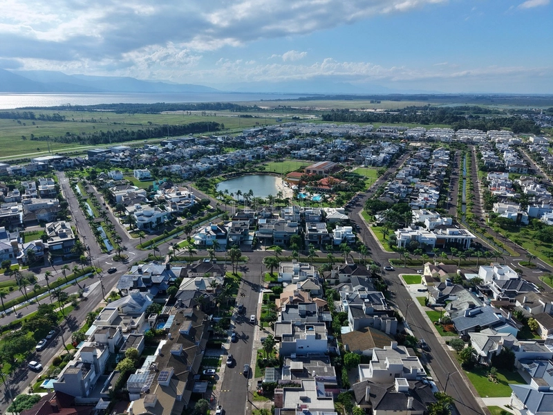 COND. CONDADO CAPÃO: 2ª foto da galeria de imagens do imóvel
