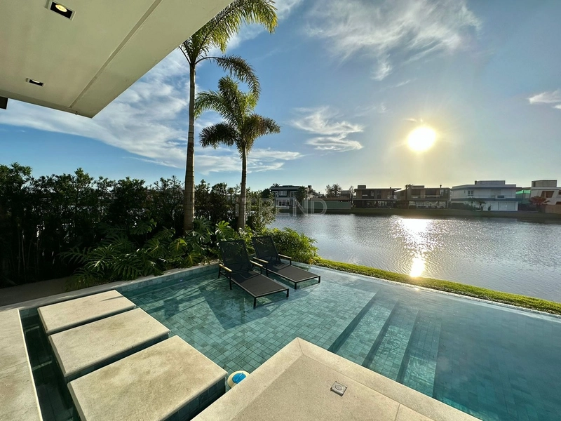 Mansão Beira Lago: 28ª foto da galeria de imagens do imóvel