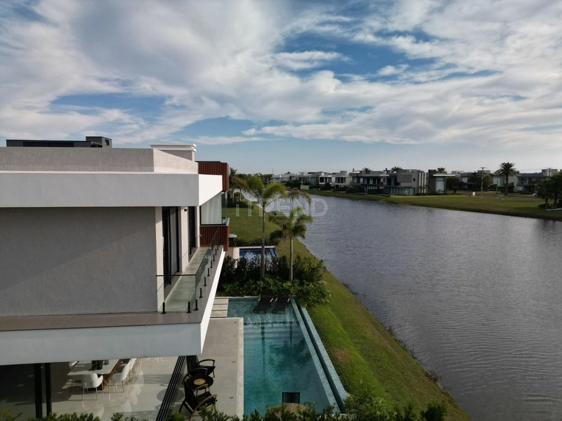 Mansão Beira Lago: 52ª foto da galeria de imagens do imóvel