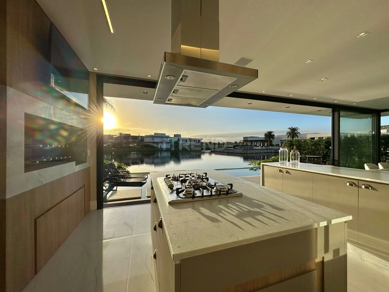 Mansão Beira Lago: 57ª foto da galeria de imagens do imóvel