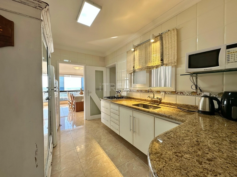APARTAMENTO À VENDA DE FRENTE PARA O MAR: 3ª foto da galeria de imagens do imóvel