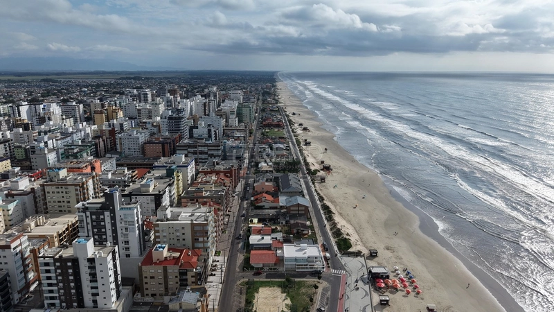 APARTAMENTO À VENDA DE FRENTE PARA O MAR: 9ª foto da galeria de imagens do imóvel