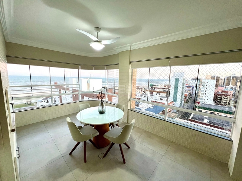 Ampla cobertura no Centro da cidade: 13ª foto da galeria de imagens do imóvel