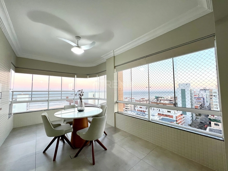 Ampla cobertura no Centro da cidade: 11ª foto da galeria de imagens do imóvel