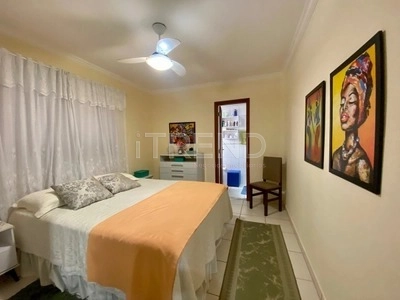 Apartamento com sacada de frente: 17ª foto da galeria de imagens do imóvel