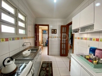 Apartamento com sacada de frente: 3ª foto da galeria de imagens do imóvel