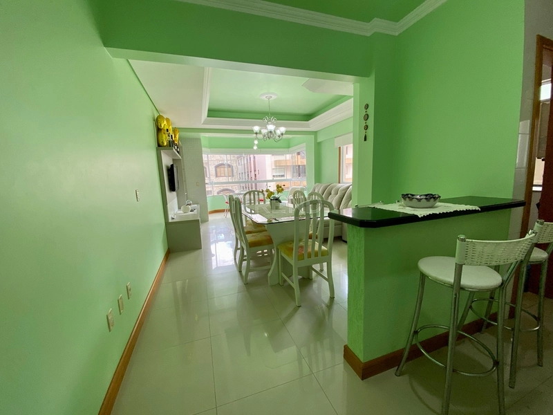 Apartamento de frente com vista liberada para a rua: 2ª foto da galeria de imagens do imóvel