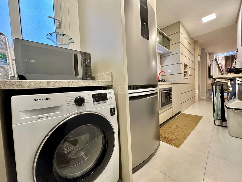 Finamente mobiliado e decorado na Zona Nova: 14ª foto da galeria de imagens do imóvel