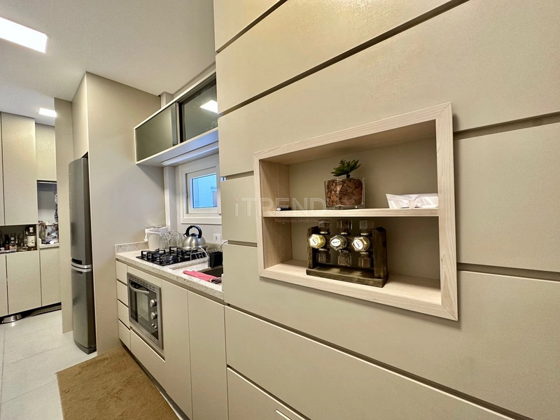 Finamente mobiliado e decorado na Zona Nova: 12ª foto da galeria de imagens do imóvel